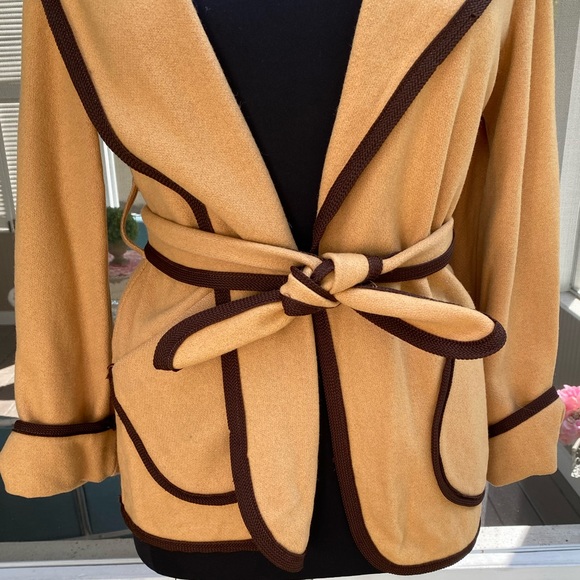 Vintage 70s Hooded Belted Cape Coat Jacket - Picture 5 of 13